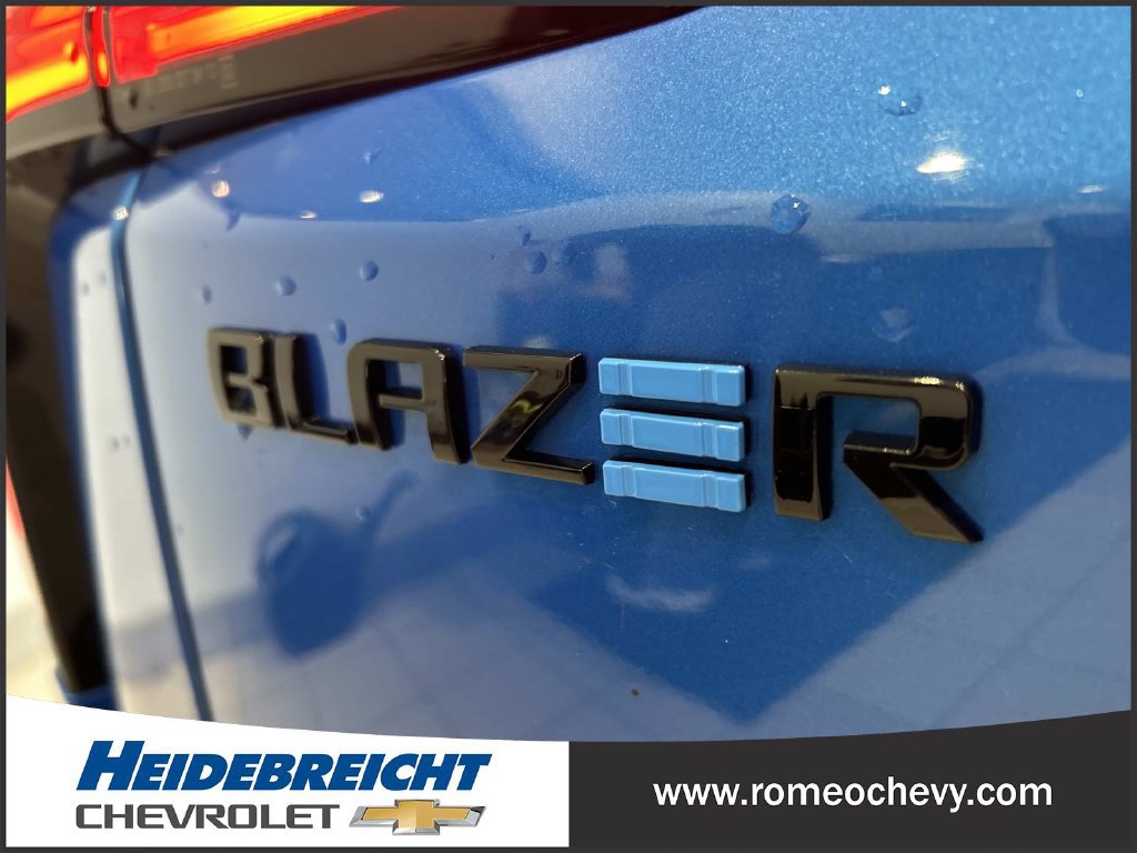 Used 2024 Chevrolet Blazer EV RS AWD/4WD image 40