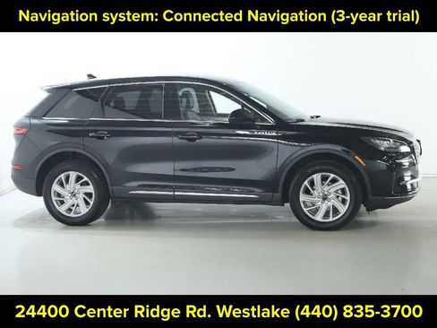 Certified 2023 Lincoln Corsair FWD image 11