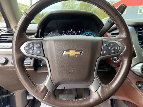 Used 2018 Chevrolet Tahoe Premier AWD/4WD image 15