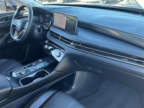 Certified 2025 INFINITI QX60 Luxe image 13