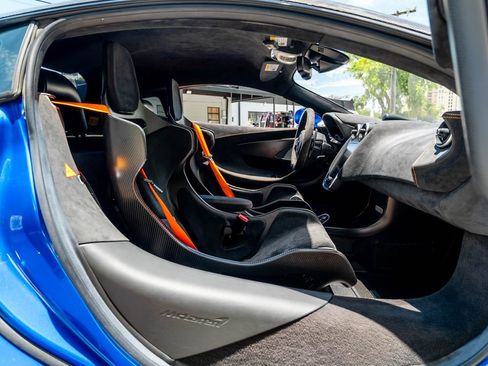 Used 2019 McLaren 600LT RWD image 90