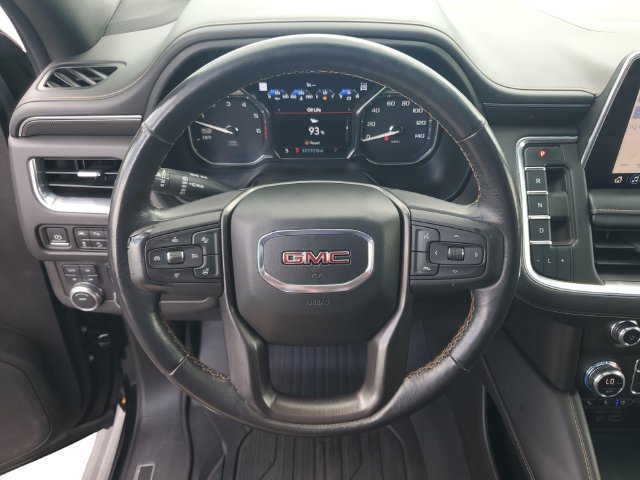 Used 2021 GMC Yukon AT4 w/ AT4 Premium Package AWD/4WD image 17