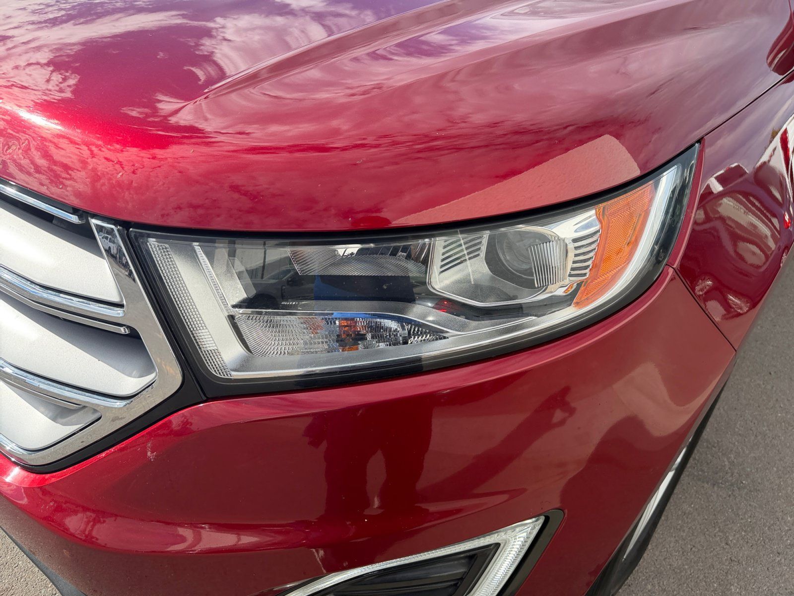 Used 2018 Ford Edge SEL w/ Equipment Group 201A FWD image 9