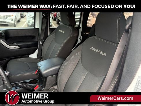 Used 2017 Jeep Wrangler Unlimited Sahara AWD/4WD image 24