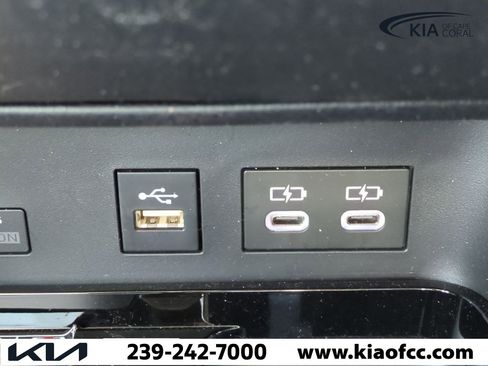 Used 2025 Toyota Camry XLE image 20