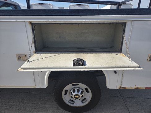 Used 2013 Chevrolet Silverado 2500 W/T image 15