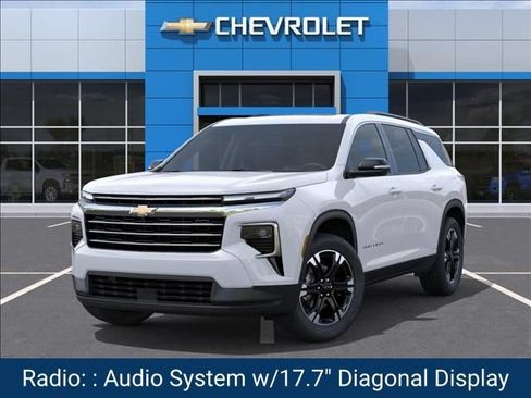 New 2027 Chevrolet Traverse LT w/ Sun and Wheel Package FWD image 6