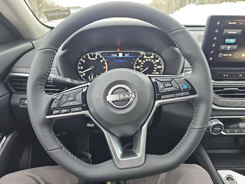 New 2025 Nissan Altima 2.5 SL FWD image 20