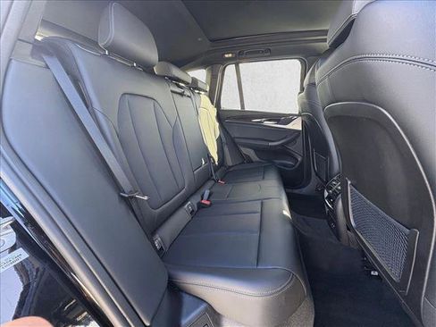Used 2024 BMW X3 xDrive30i w/ Convenience Package image 19