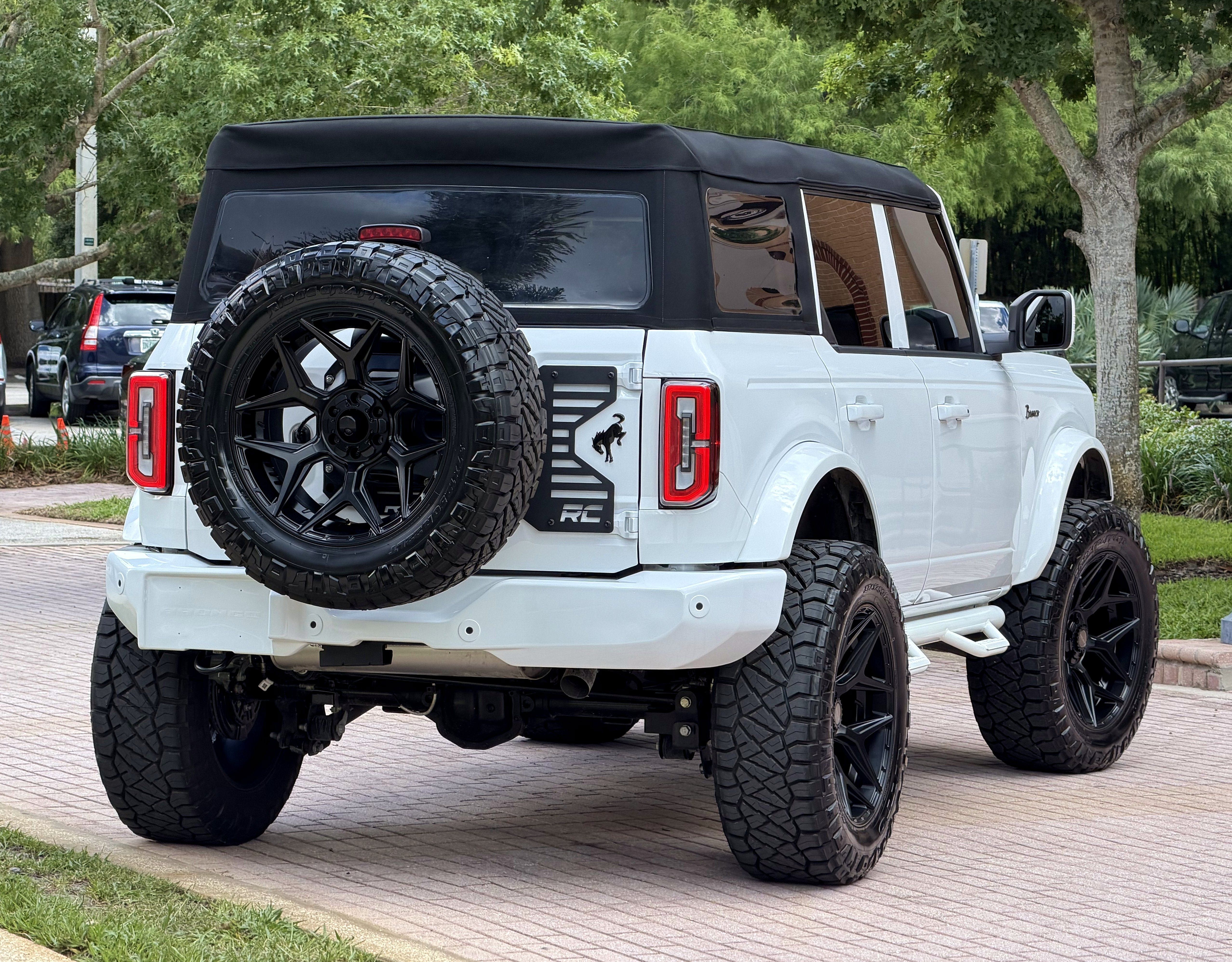 Used 2026 Ford Bronco Outer Banks AWD/4WD image 11