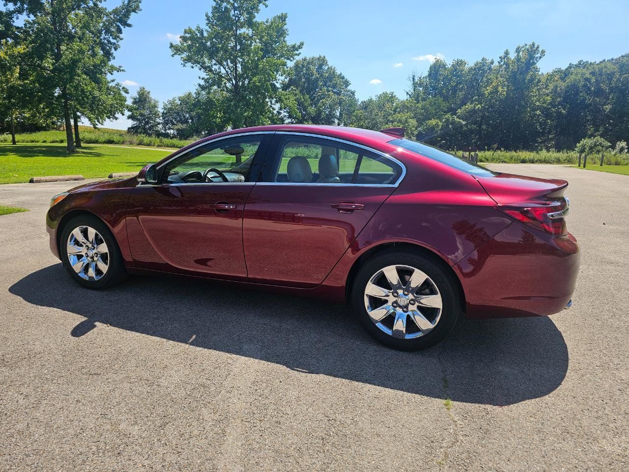 Used 2016 Buick Regal Premium w/ Driver Confidence Package #1 FWD image 8