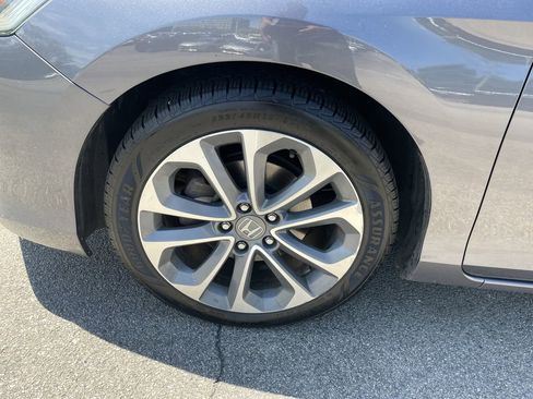 Used 2015 Honda Accord Sport image 9