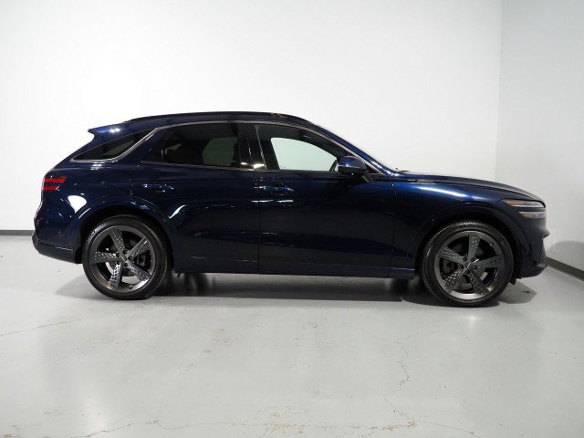 Used 2022 Genesis GV70 AWD 2.5T Sport Prestige w/ Sport Prestige Package image 5