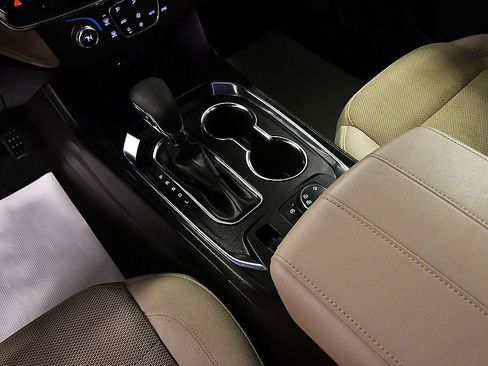 Used 2023 Chevrolet Traverse LS w/ Midnight/Sport Edition image 18