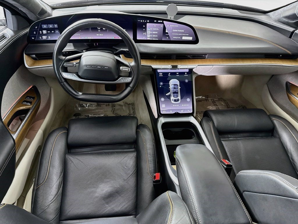 Used 2024 Lucid Air Touring AWD/4WD image 16