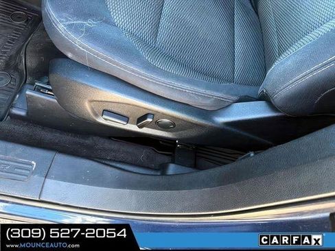 Used 2017 Ford Explorer XLT w/ Class II Trailer Tow Package FWD image 9