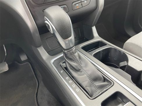 Used 2018 Ford Escape SE image 22