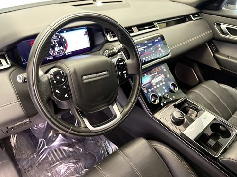 Used 2020 Land Rover Range Rover Velar R-Dynamic HSE image 7