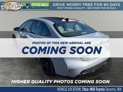 Used 2022 Toyota Corolla SE w/ Carpet Mat Package (TMS) FWD image 3