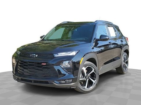 Certified 2022 Chevrolet TrailBlazer RS FWD image 1