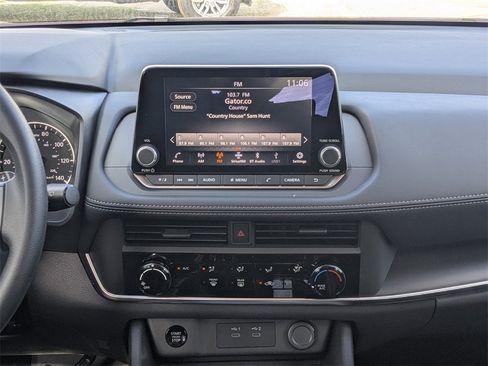 New 2026 Nissan Rogue S image 17