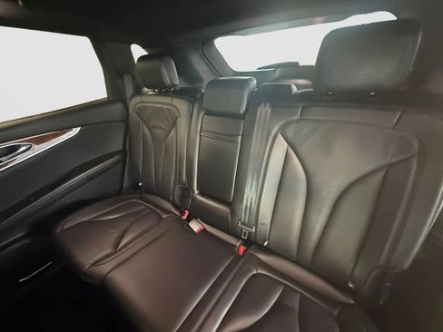 Used 2017 Lincoln MKX Reserve w/ Lincoln MKX Climate Package AWD/4WD image 15