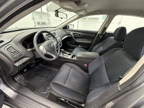 Used 2016 Nissan Altima 2.5 S w/ Power Driver Seat Package image 10