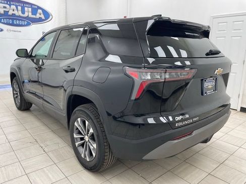 New 2026 Chevrolet Equinox LT AWD/4WD image 17