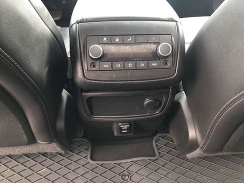 Used 2016 GMC Acadia Denali AWD/4WD image 17