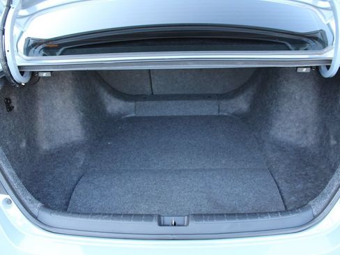 Used 2021 Honda Accord Touring image 32
