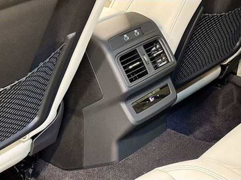 New 2026 Audi Q5 Premium image 17