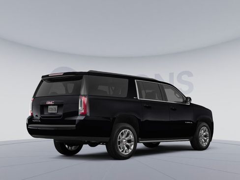 Used 2018 GMC Yukon SLT w/ Open Road Package AWD/4WD image 4