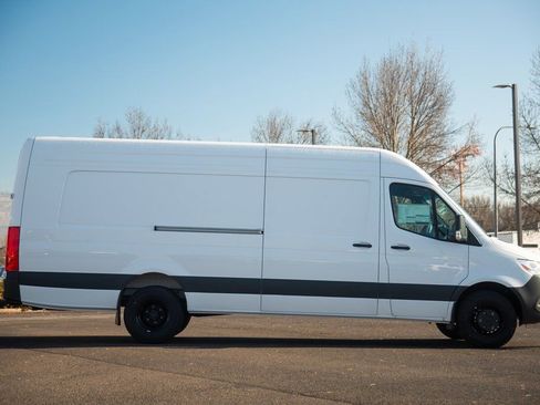 New 2025 Mercedes-Benz Sprinter 4500 image 6