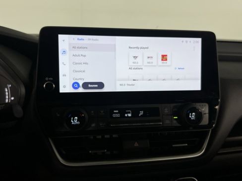 Used 2025 Toyota Grand Highlander AWD image 13