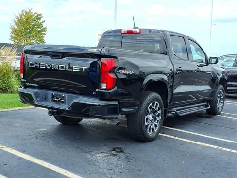 Used 2023 Chevrolet Colorado LT w/ LT Convenience Package III AWD/4WD image 5