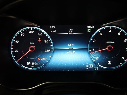 Used 2020 Mercedes-Benz GLC 300 4MATIC image 14
