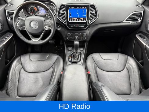 Used 2019 Jeep Cherokee Overland image 19