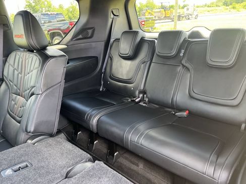 Used 2025 Nissan Armada PRO-4X AWD/4WD image 30