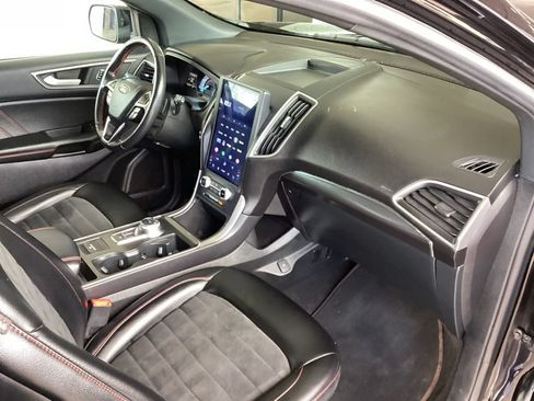 Used 2022 Ford Edge ST-Line w/ Class II Trailer Tow Package AWD/4WD image 38