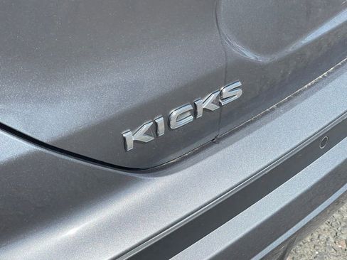 Used 2021 Nissan Kicks SV w/ Interior Electronics Package FWD image 23