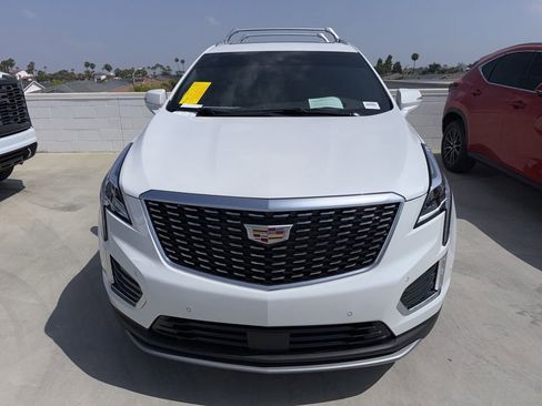 Used 2025 Cadillac XT5 Premium Luxury w/ Technology Package FWD image 1