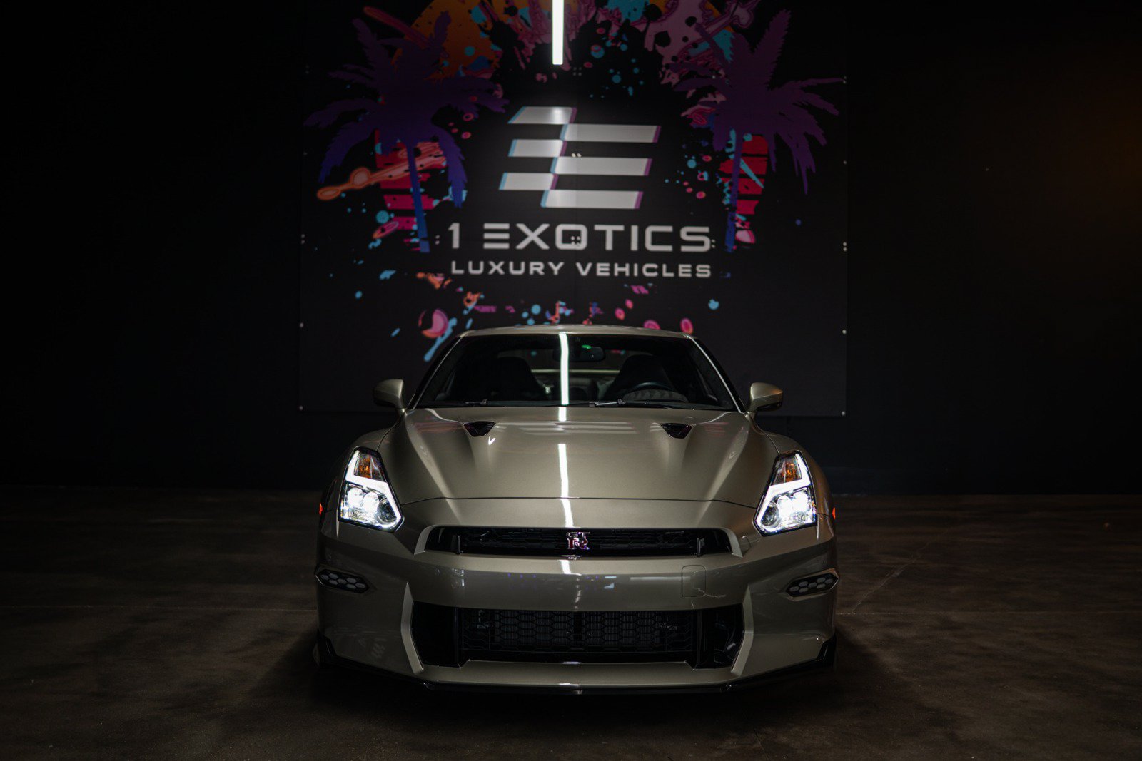Used 2024 Nissan GT-R w/ Floor Mat Package AWD/4WD image 3