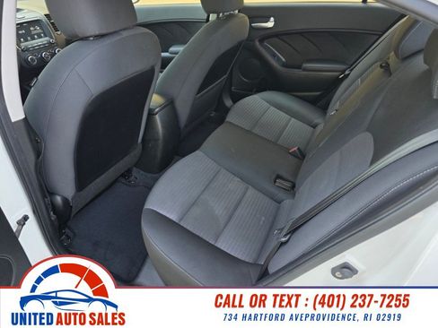 Used 2018 Kia Forte LX w/ LX Popular Package FWD image 10