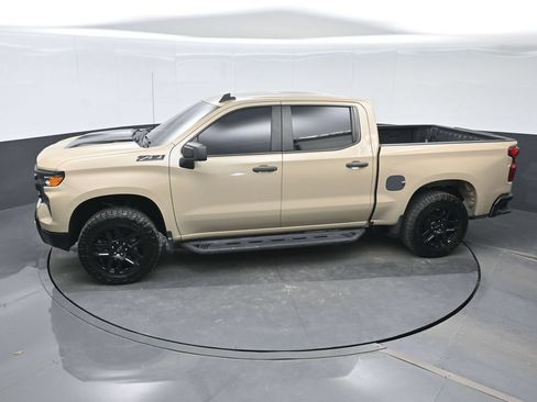 Used 2022 Chevrolet Silverado 1500 Custom Trail Boss w/ LPO, Dark Essentials Package AWD/4WD image 18