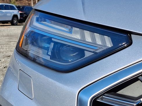 Used 2022 Audi SQ5 Prestige image 8