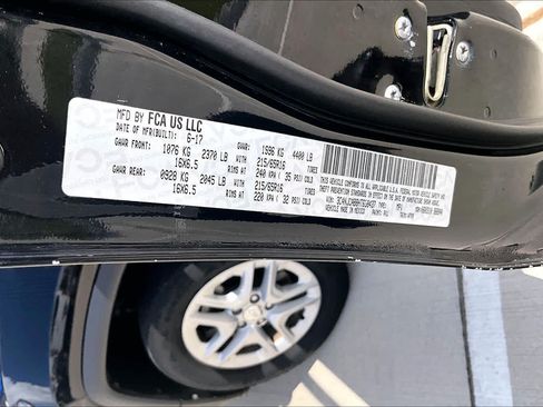Used 2017 Jeep Compass Sport w/ Tech Group FWD image 32