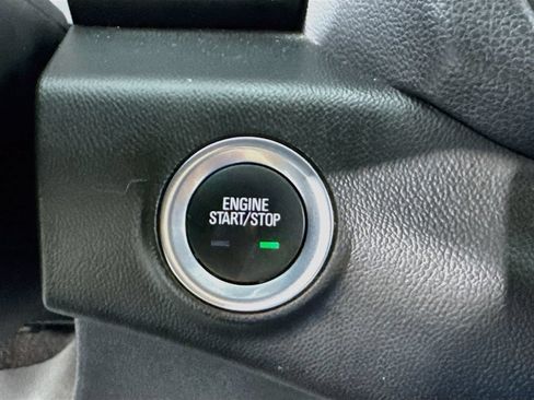 Used 2023 GMC Terrain SLT AWD/4WD image 19