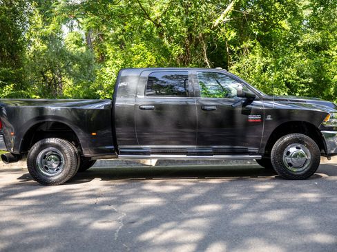 Used 2011 RAM 3500 Big Horn AWD/4WD image 19