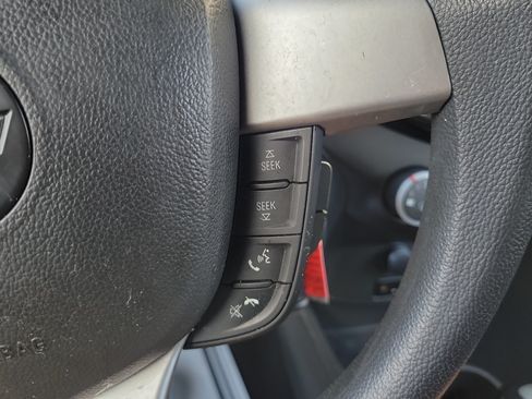 Used 2014 Chevrolet Spark LT FWD image 21