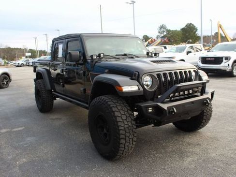 Used 2023 Jeep Gladiator Mojave w/ Trailer Tow Package image 44